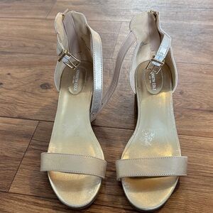 Kenneth Cole Champagne Nude Ankle-Strap Heels